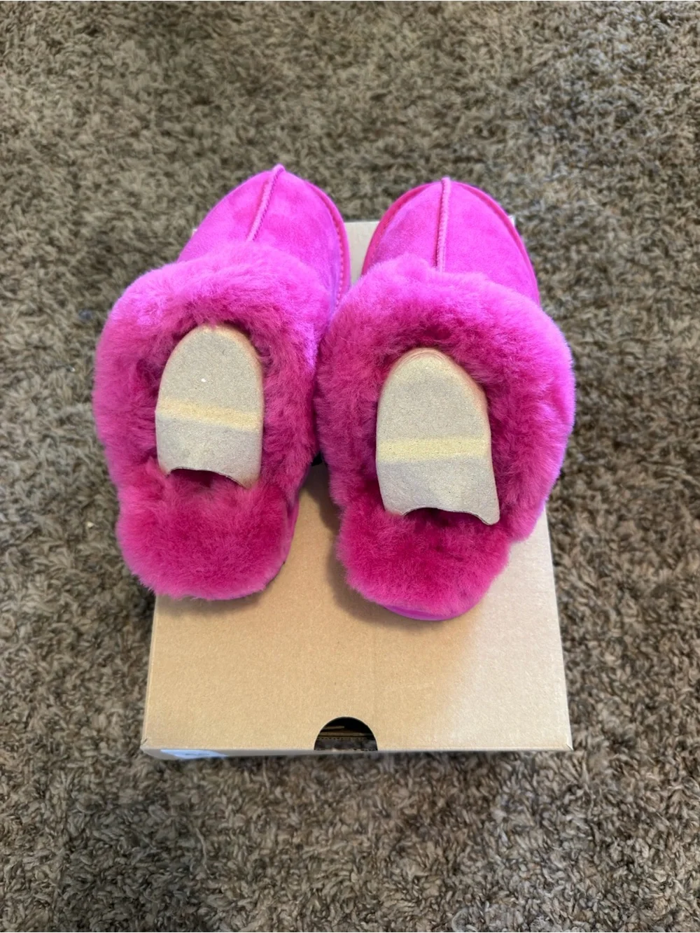Kids Disquette UGG Slippers - Hot Pink